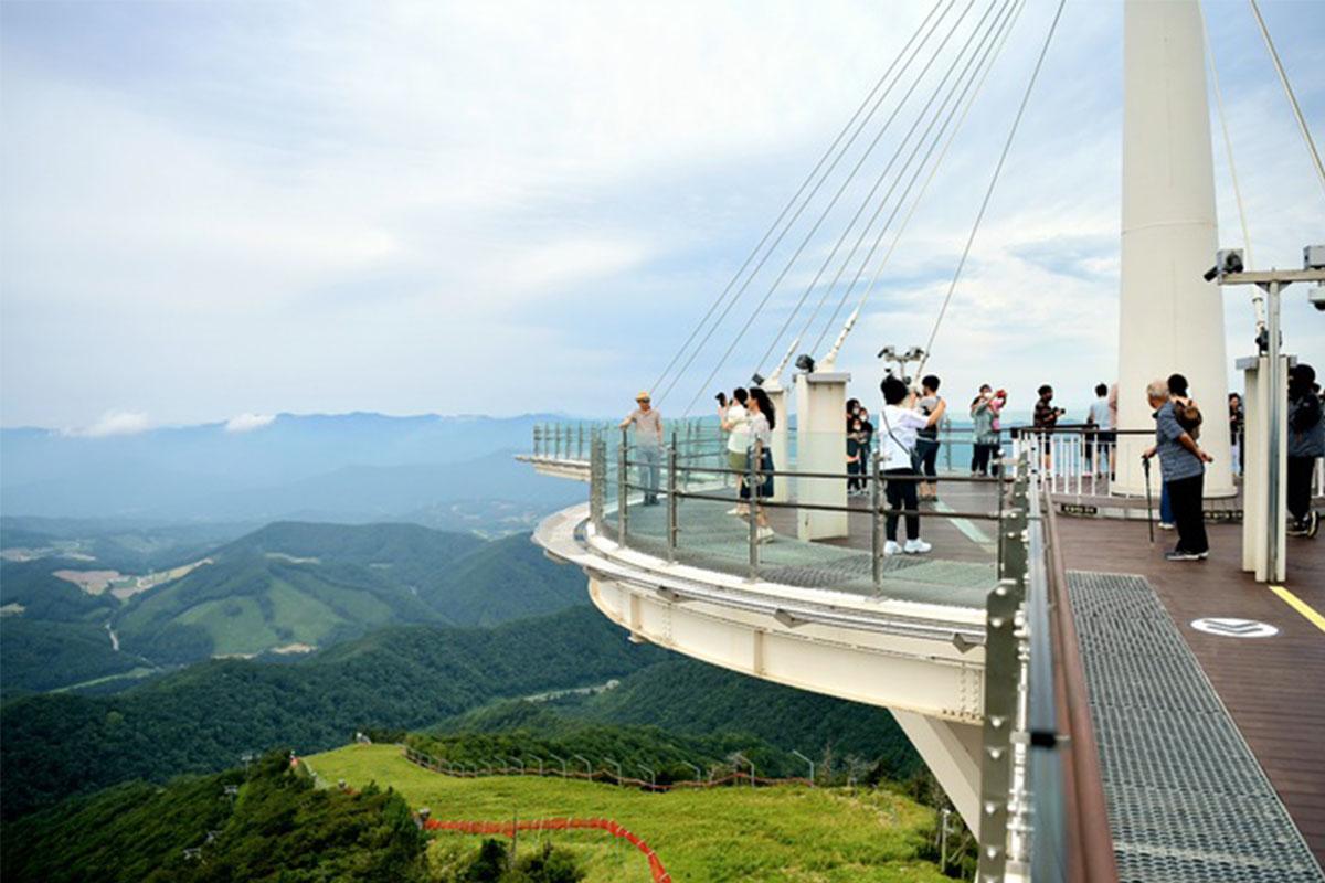 韓国地方旅行、観光地、江原道、カンウォンド、平昌、ピョンチャン、龍平リゾート、グローバル江原ウェルネスウィークツアー、発王山ケーブルカー
