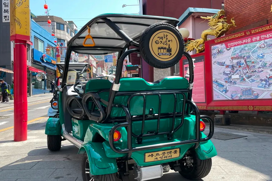 韓国地方旅行、韓国観光地、仁川、インチョン、開港場通り、レトロ衣装、京城時代、日本風、仁川メッチュ、日光電球LIGHT HOUSE、仁川カフェ、京城衣装、衣装レンタル、開港路トンタッ