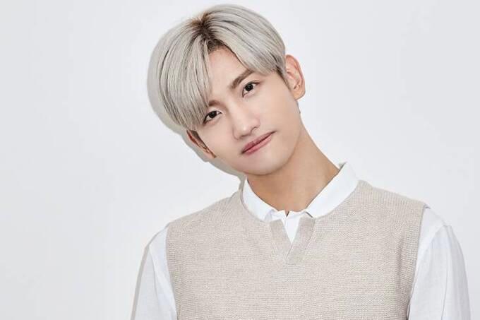 チャンミン、結婚2年目で父に…「17日に男児が生まれた」