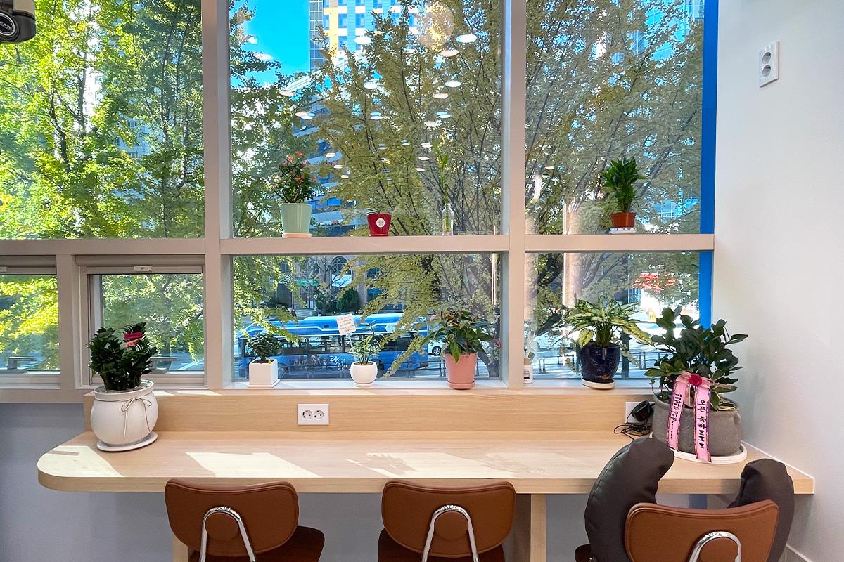 ソウル 梨大 新村 SJヘア 美容 韓国ヘアサロン SJヘア梨大店