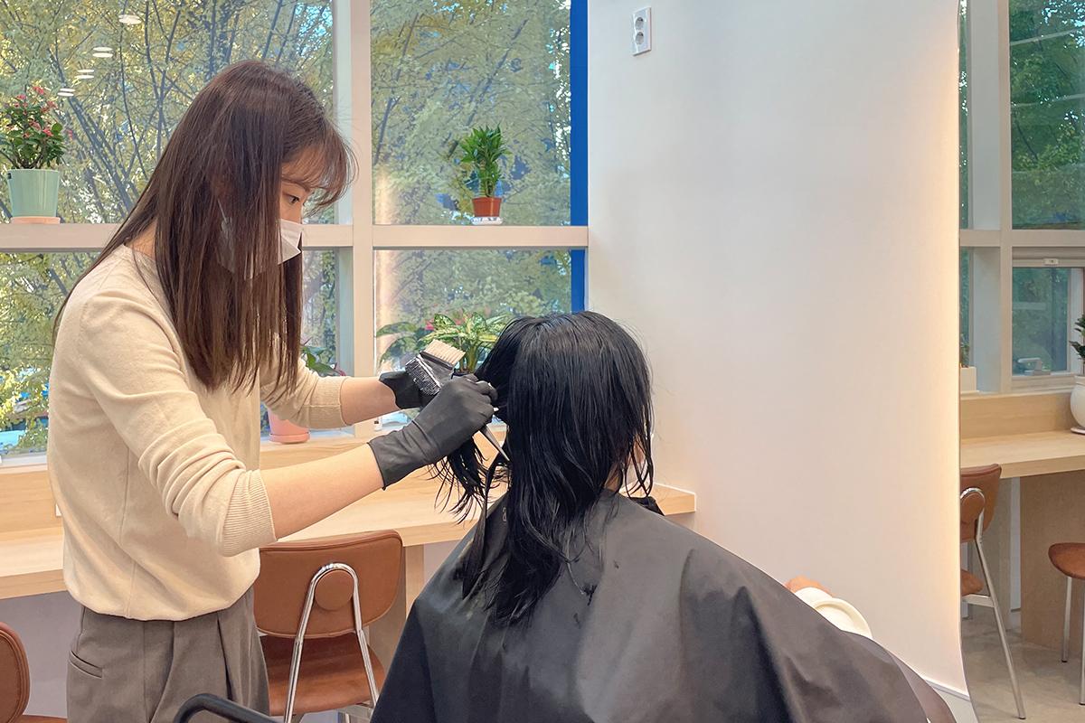 ソウル 梨大 新村 SJヘア 美容 韓国ヘアサロン SJヘア梨大店