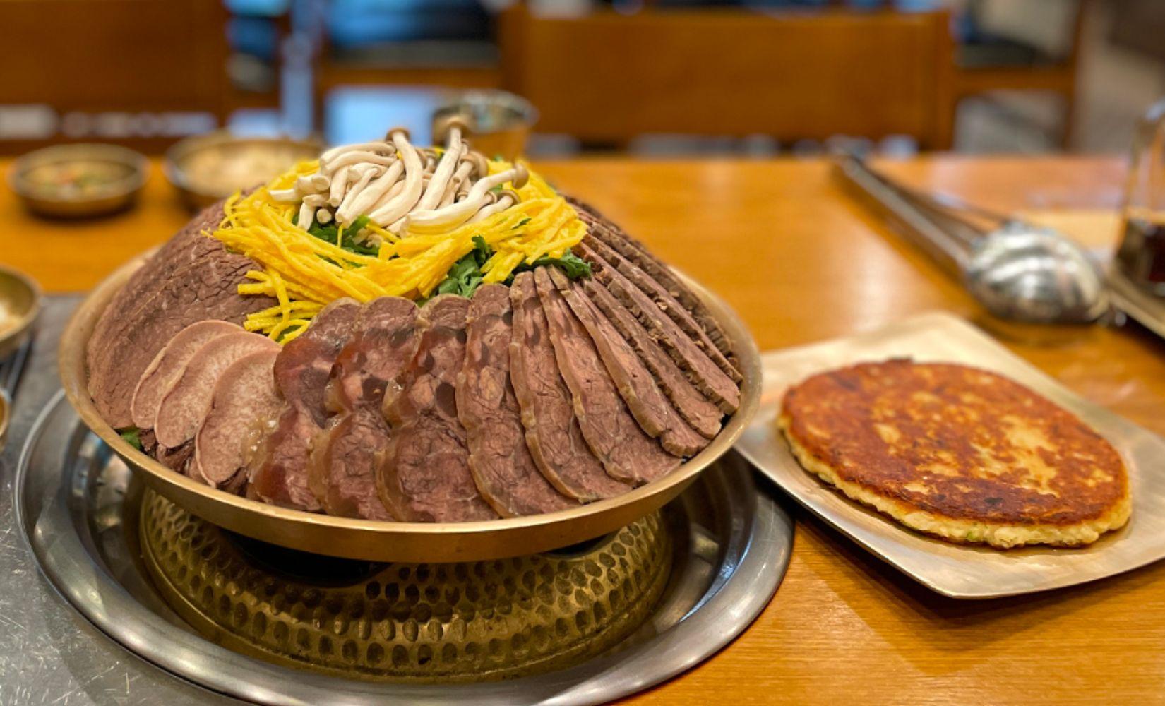 Neung Ra Do chi nhánh Myeongdong: Thưởng thức đồ ăn của Bình Nhưỡng ở Hàn?