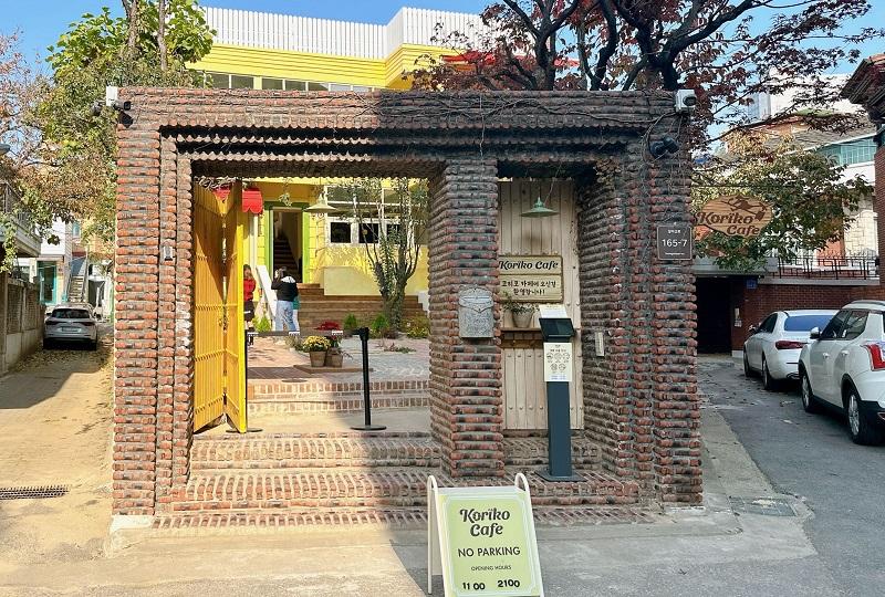 韓国カフェ、ソウルカフェ、延南洞、ヨンナムドン、コリコカフェ、Koriko Cafe、魔女の宅急便カフェ、ジブリカフェ、韓国カフェ巡り