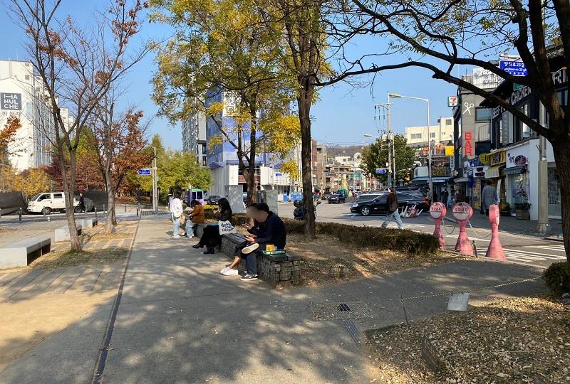 韓国カフェ、ソウルカフェ、延南洞、ヨンナムドン、コリコカフェ、Koriko Cafe、魔女の宅急便カフェ、ジブリカフェ、韓国カフェ巡り