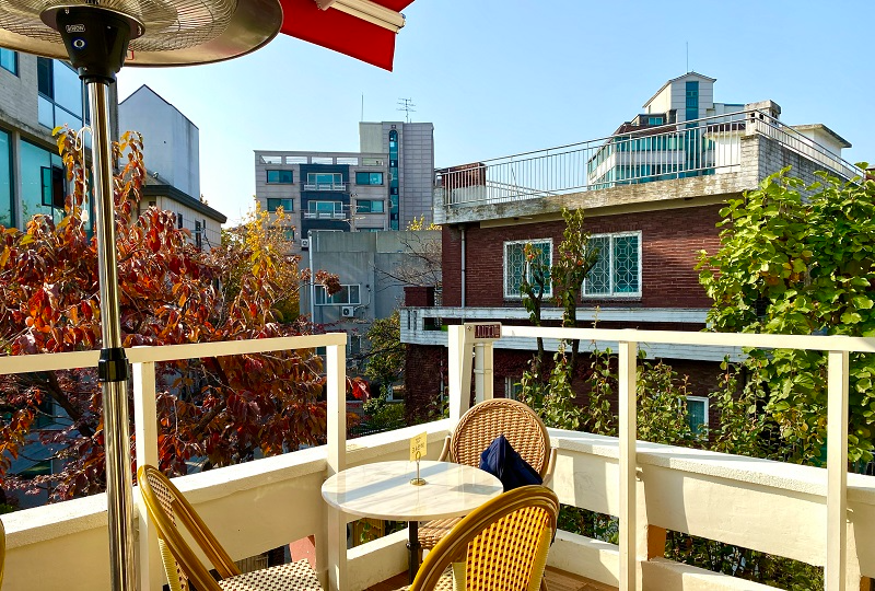 韓国カフェ、ソウルカフェ、延南洞、ヨンナムドン、コリコカフェ、Koriko Cafe、魔女の宅急便カフェ、ジブリカフェ、韓国カフェ巡り