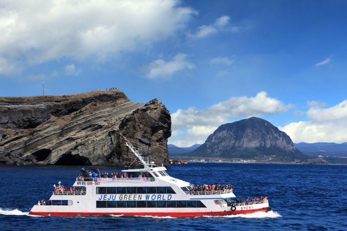 Jeju Island Sanbangsan Ferry