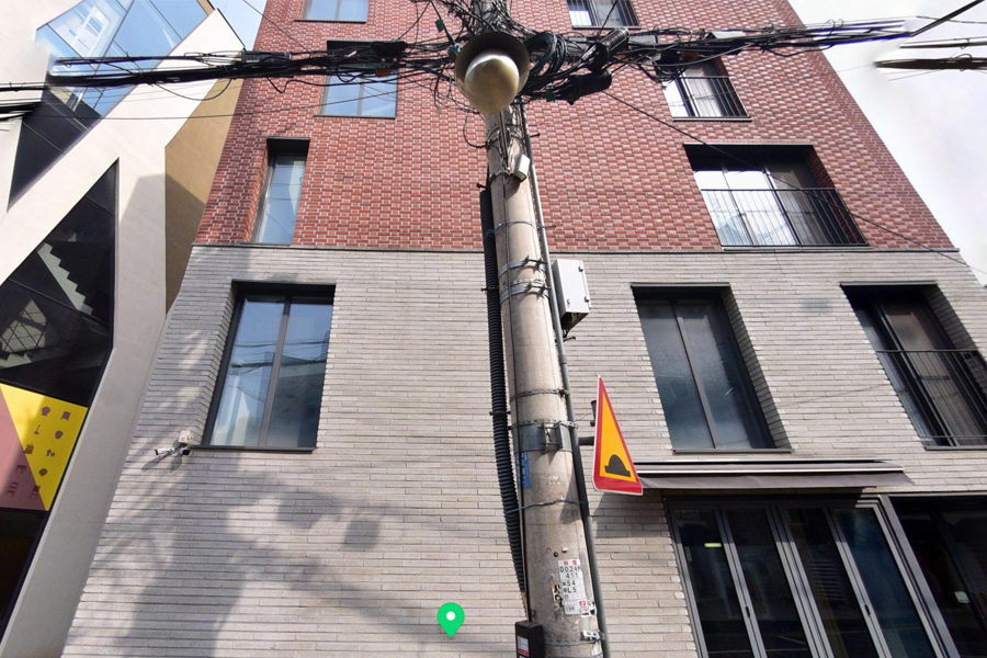 Mystic Story總部的外觀，獨特的建築風格使其成為韓國文化地標。