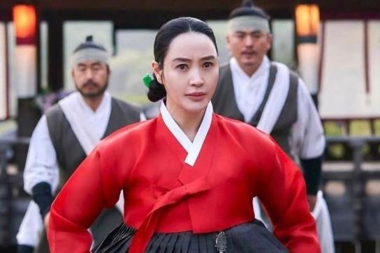 「K-時代劇が全世界に通じた」…「シュルプ」グローバル人気が右肩上がり、Netflix→IMDBで好評相次ぐ