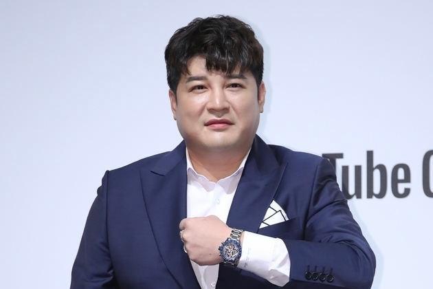 「結婚はまだ」...シンドン、一般人と熱愛→SUPER JUNIORの2号既婚者になるか