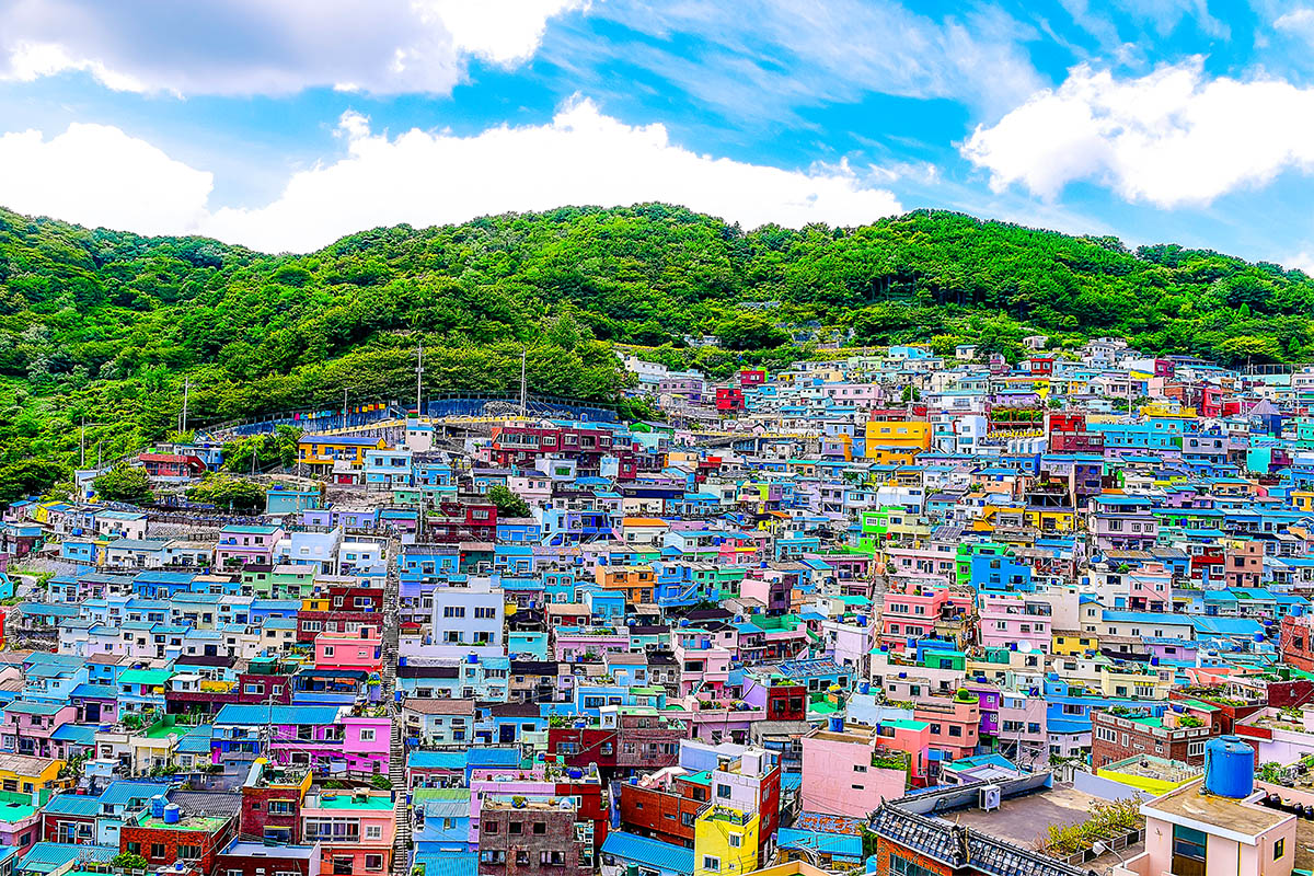 làng bích họa văn hóa Gamcheon Busan trong Tour 1 ngày tham quan quê nhà của BTS Jimin ở Busan
