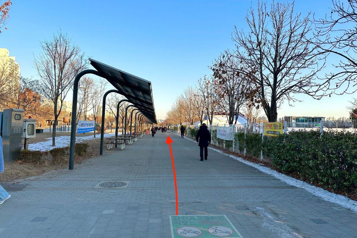 Chỉ đường đến sân trượt tuyết công viên Ttukseom Hangang, seoul, hàn quốc