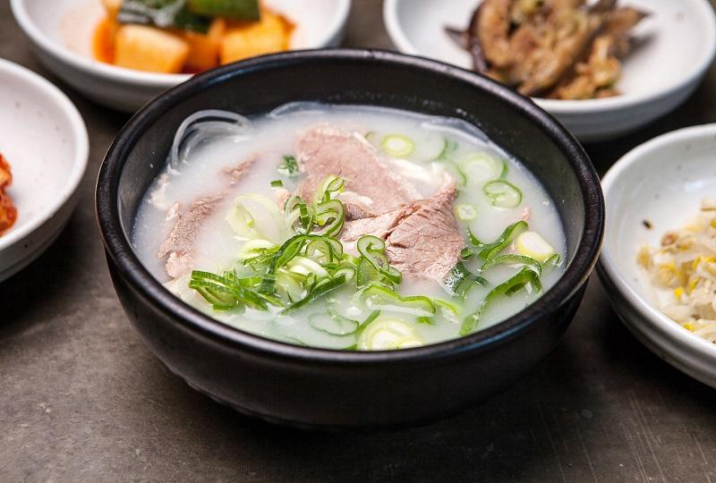 韓国旅行、韓国観光、韓国グルメ、韓国料理、韓国チキン、サムギョプサル、カンジャンケジャン、サムゲタン、キンパ、韓国冷麺、チヂミ、ソルロンタン、ジャージャー麵、トッポッキ、キムチチゲ、タッカルビ、スンデ、コプチャン、チョッパル、ポッサム、ユッケ、タッパル、広蔵市場