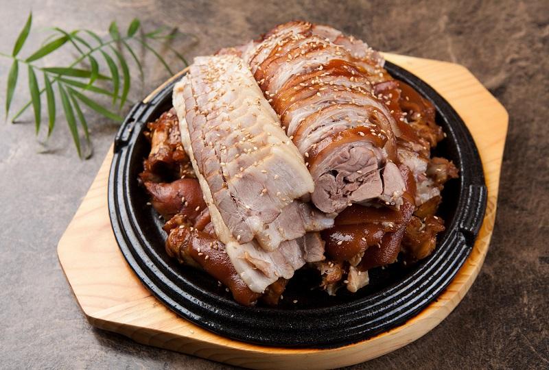 韓国旅行、韓国観光、韓国グルメ、韓国料理、韓国チキン、サムギョプサル、カンジャンケジャン、サムゲタン、キンパ、韓国冷麺、チヂミ、ソルロンタン、ジャージャー麵、トッポッキ、キムチチゲ、タッカルビ、スンデ、コプチャン、チョッパル、ポッサム、ユッケ、タッパル、広蔵市場