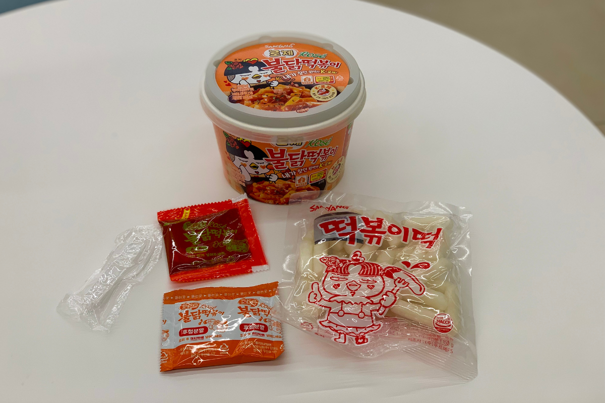 韓國便利店 辣雞玫瑰醬炒年糕