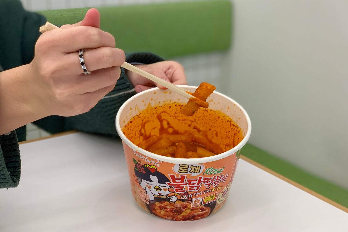 辣雞玫瑰醬炒年糕