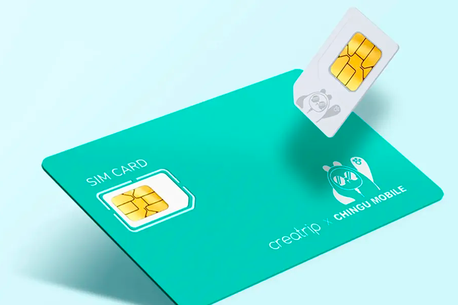 绿色背景上展示SIM卡与creatrip亲故通信标识，韩国专为留学生设计的SIM卡产品。