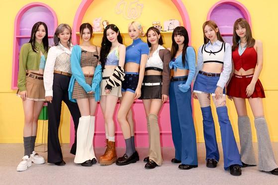 パクソジュン、ソンジュンギ、イミンホ、東方神起、KARA、ソンヘギョ、イミンホ、ハンソヒ、イジュンギ、TWICE、サナ、ニキ、iu、アイユ、bts、韓国芸能人、人気韓国俳優、人気kpopアイドル、韓流