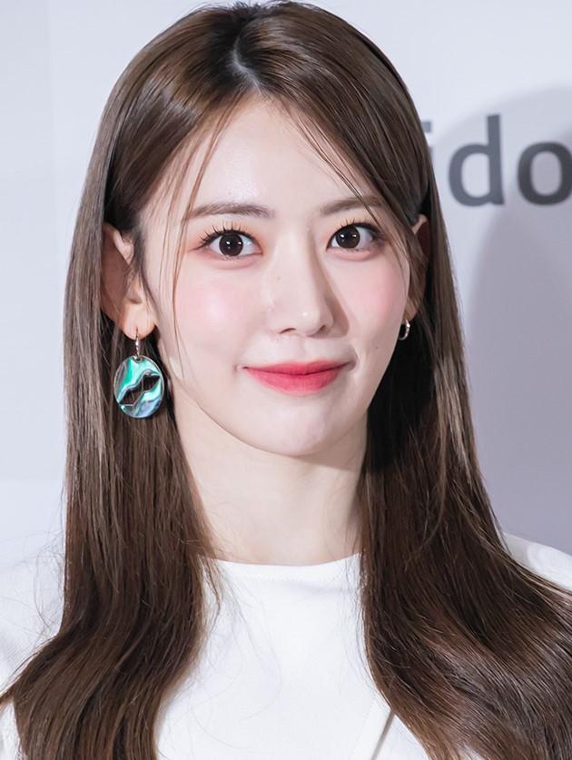 パクソジュン、ソンジュンギ、イミンホ、東方神起、KARA、ソンヘギョ、イミンホ、ハンソヒ、イジュンギ、TWICE、サナ、ニキ、iu、アイユ、bts、韓国芸能人、人気韓国俳優、人気kpopアイドル、韓流