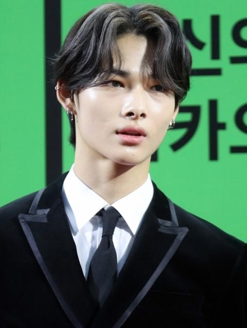 パクソジュン、ソンジュンギ、イミンホ、東方神起、KARA、ソンヘギョ、イミンホ、ハンソヒ、イジュンギ、TWICE、サナ、ニキ、iu、アイユ、bts、韓国芸能人、人気韓国俳優、人気kpopアイドル、韓流