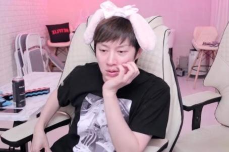 キム·ヒチョル、「飲酒妄言」に心ない謝罪「いくら考えても間違っていない」