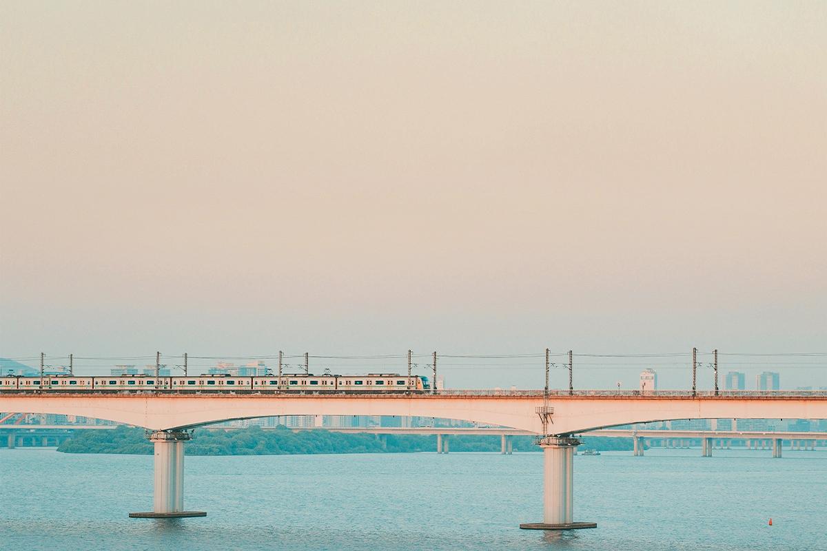 คำแนะนำโดยละเอียดเกี่ยวกับวิธีใช้รถไฟใต้ดินในเกาหลี