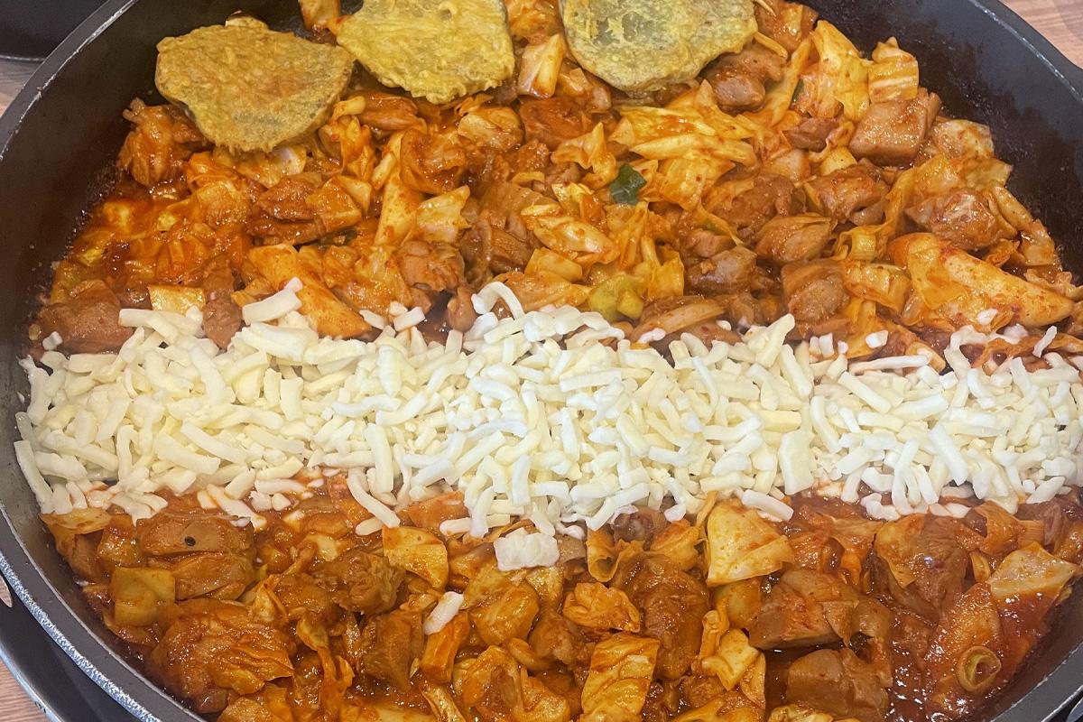 韓国旅行 江原道 春川 アルパカワールド 春川タッカルビ タッカルビ 金裕貞レールバイク 南怡島