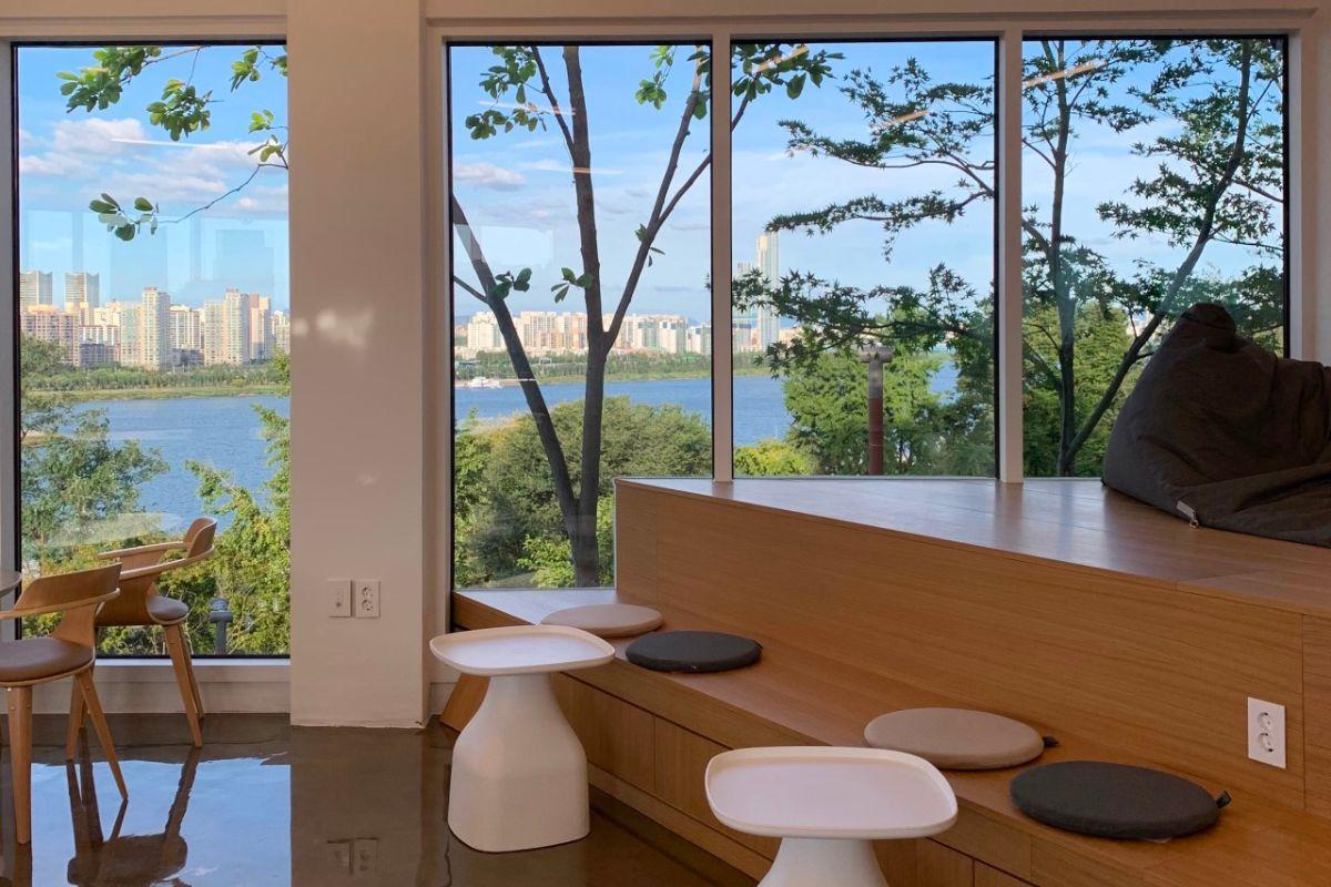 quán cafe view sông Hàn đẹp nhất Seoul 