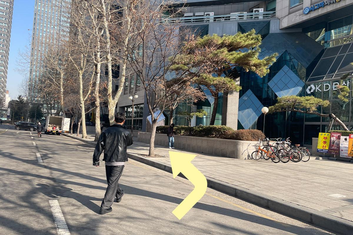 江南校服 前往方法