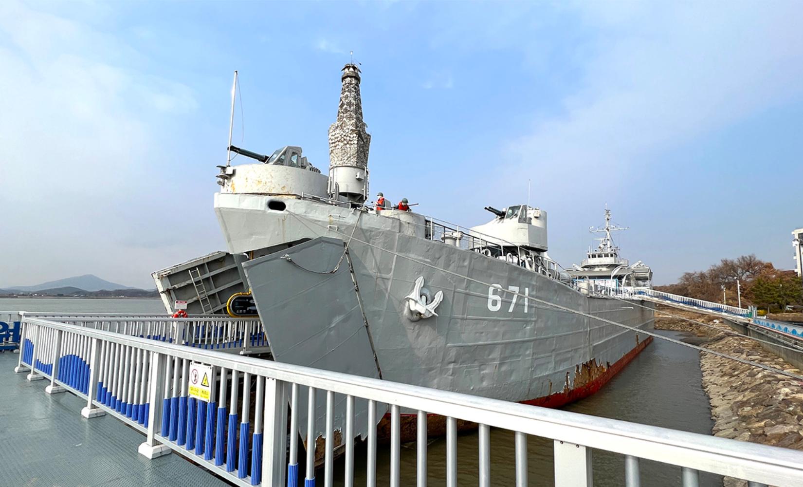 Tour 1 ngày tham quan Khu vực phi quân sự Gimpo DMZ ngay gần Seoul