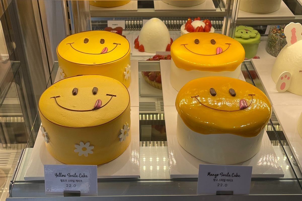 韓国旅行、韓国カフェ、韓国ドーナツ、ノーティッド、ノーティッドドーナツ、Knotted、Cafe Knotted、ノティドゥ、牛乳生クリーム、おしゃれカフェ、韓屋カフェ、安国、北村韓屋村