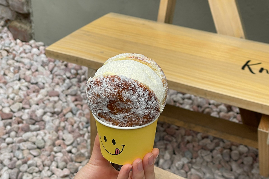 景福宫 Cafe Knotted 甜甜圈