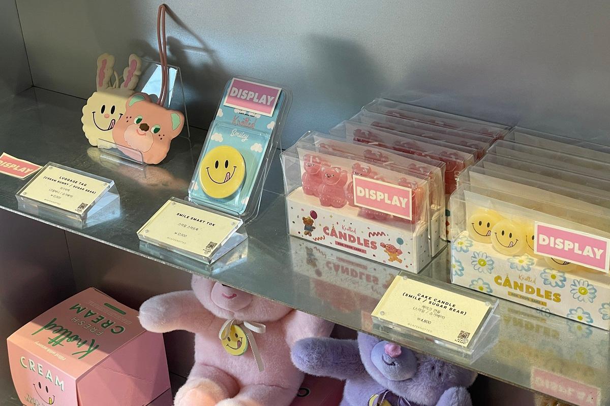 韓国旅行、韓国カフェ、韓国ドーナツ、ノーティッド、ノーティッドドーナツ、Knotted、Cafe Knotted、ノティドゥ、牛乳生クリーム、おしゃれカフェ、韓屋カフェ、安国、北村韓屋村