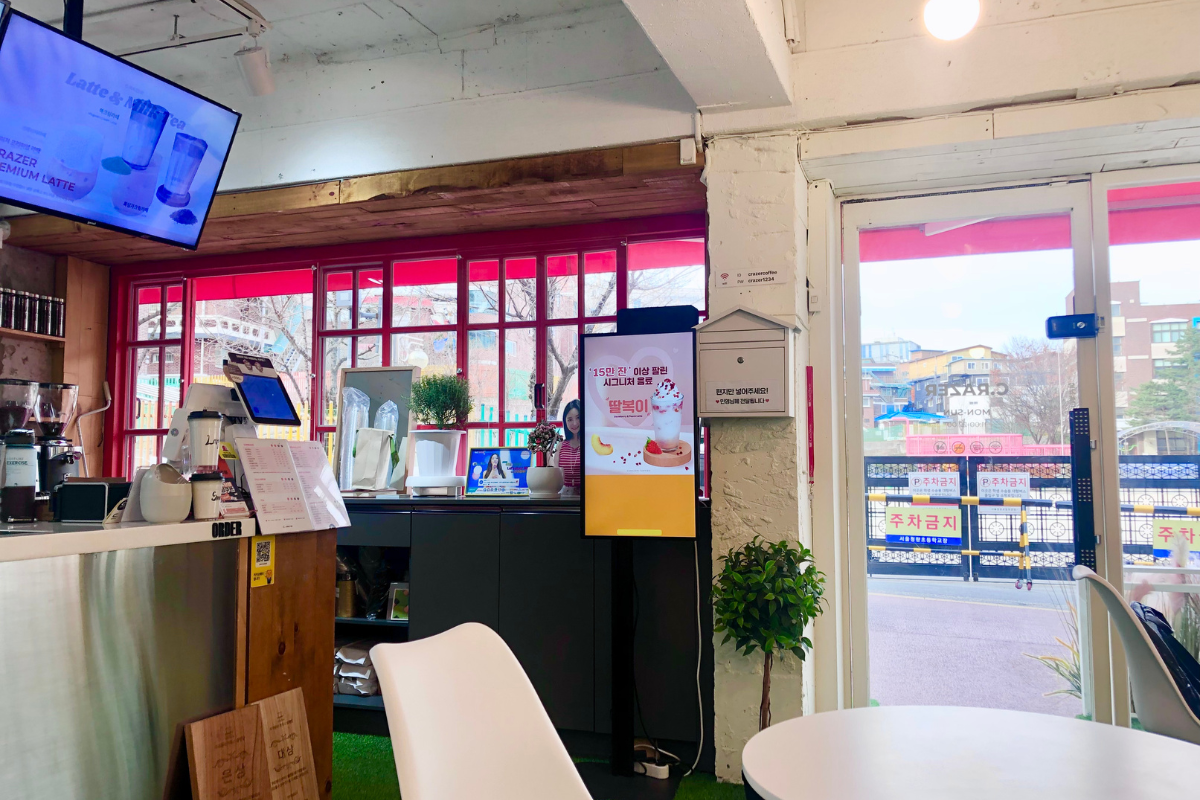 Brave Girls玟瑩 C.RAZER COFFEE 地址 位置 交通