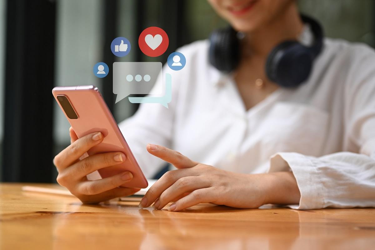 韓国旅行、旅行必須、旅行必須アイテム、eSIM、eSIM繋がらない、SIMカード、インターネット、データ通信、通信、ネット接続、友達通信、LG U+、SKT、USIMSA、maal Talk、eSIM設定方法、SIMフリー、SIMロック、SIMロック解除、プロファイル名、APN