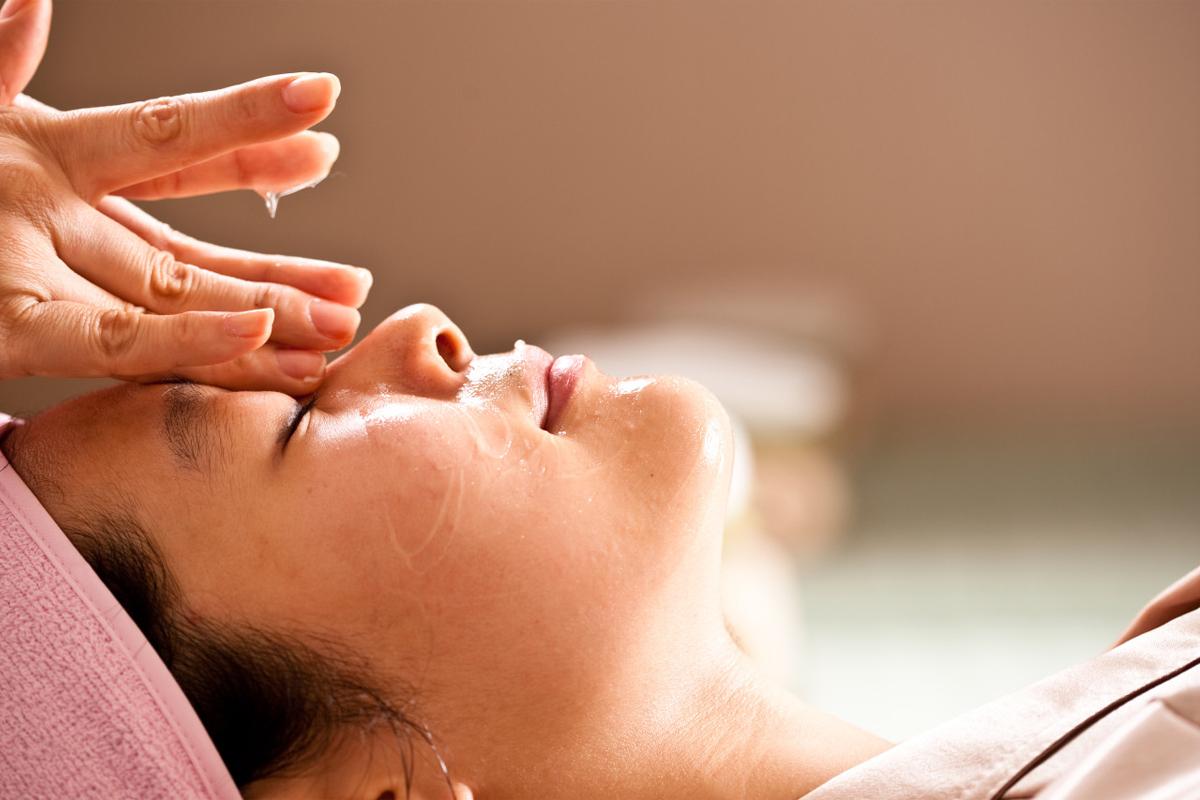 Landmark view illustrating a left turn toward the alley leading to Happy Skin Myeongdong Spa.