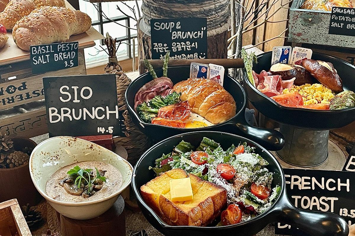 韓国カフェ、おしゃれカフェ、人気スポット、DOTORI GARDEN、トトリガーデン、安国、アングク、北村韓屋村、三清洞、サムチョンドン、どんぐり、日本風、グリークヨーグルト、ブランチ