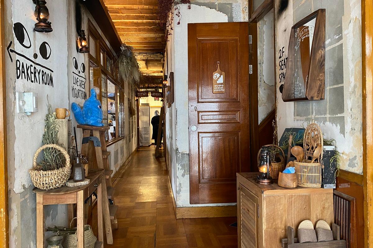 韓国カフェ、おしゃれカフェ、人気スポット、DOTORI GARDEN、トトリガーデン、安国、アングク、北村韓屋村、三清洞、サムチョンドン、どんぐり、日本風、グリークヨーグルト、ブランチ