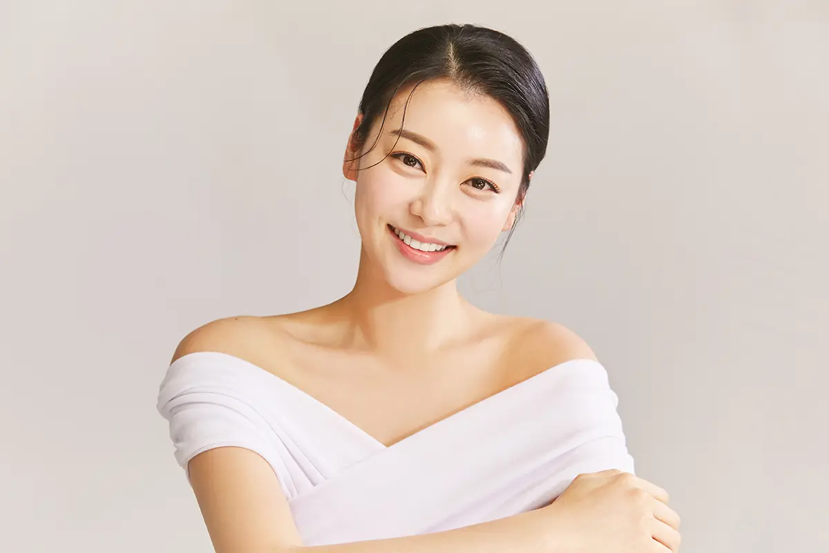 Dr. Designer活动推广展示图，显示其服务理念和技术优势