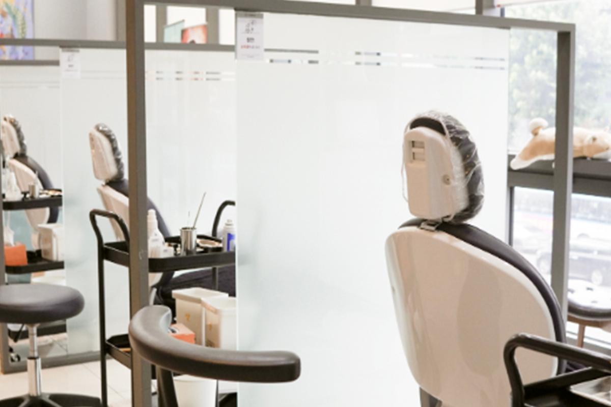 Dr. Designer 美容中心 內部等候區