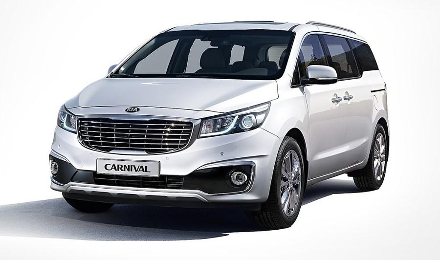 KIA CARNIVAL, ein geräumiger Van, der 9 Passagiere bequem unterbringen kann, geeignet für Gruppenreisen auf Jeju Island.