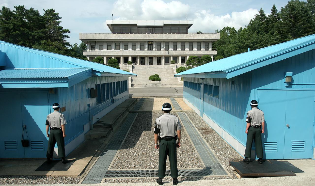 Tur Bus Perdamaian Panmunjom JSA & DMZ | Tur Sehari