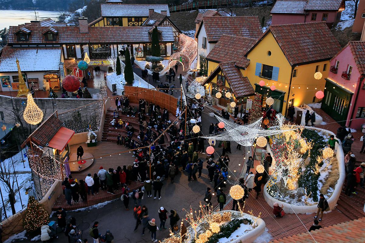 quảng trường Petite France, Hàn Quốc