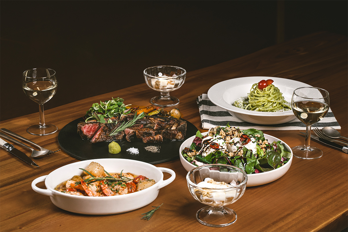 韓国旅行、渡韓、韓国旅行おすすめ、韓国旅行コース、韓国スポット、韓国観光地、景福宮、景福宮夜間、K-POPダンス、キムチ、韓国ショッピング、韓国グルメ、韓国焼肉、明洞、韓牛、韓国最新情報、NANTA、ナンタ、M PlayGround、韓国免税店