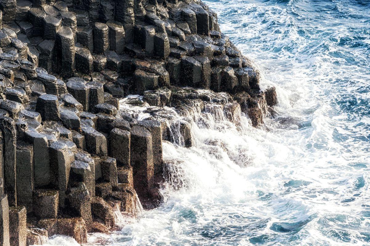 Vách đá Daepo Jusangjeolli, địa điểm nhất định nên đến check in khi du lịch đảo Jeju, Hàn Quốc