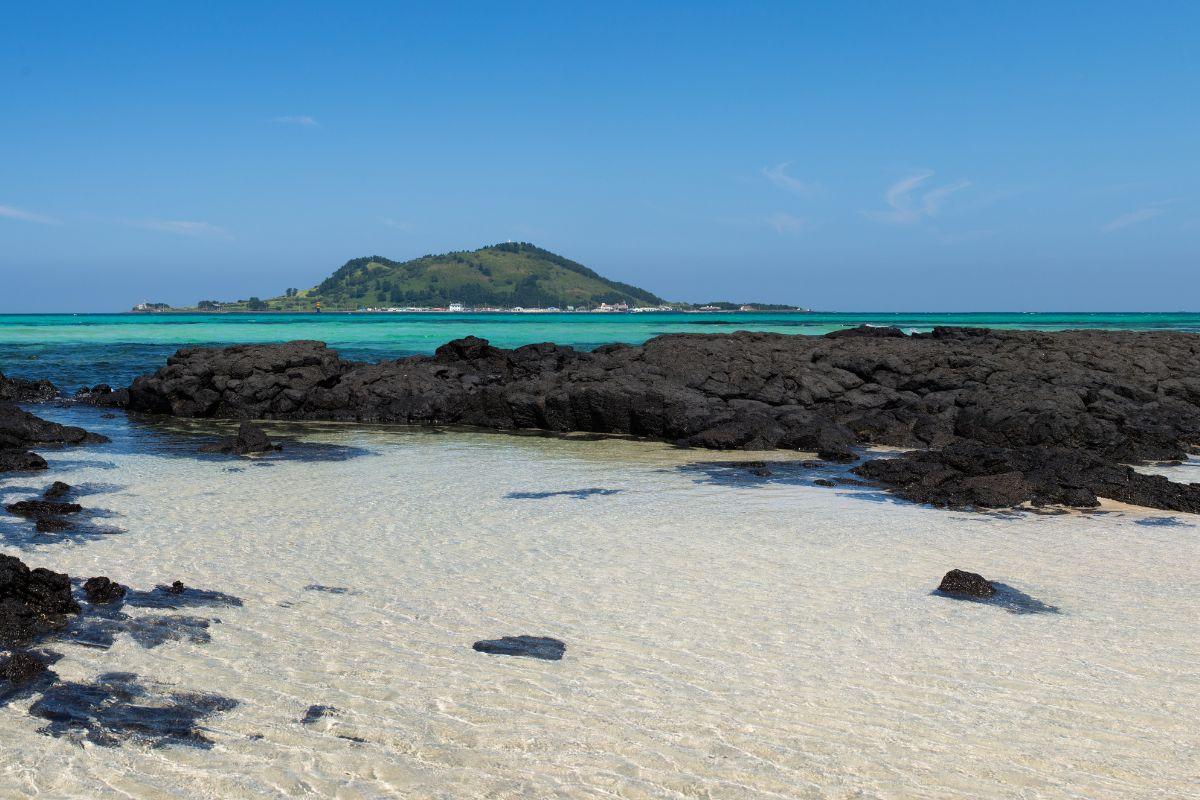 Bãi biển Hyeopjae, địa điểm nhất định nên đến check in khi du lịch đảo Jeju, Hàn Quốc