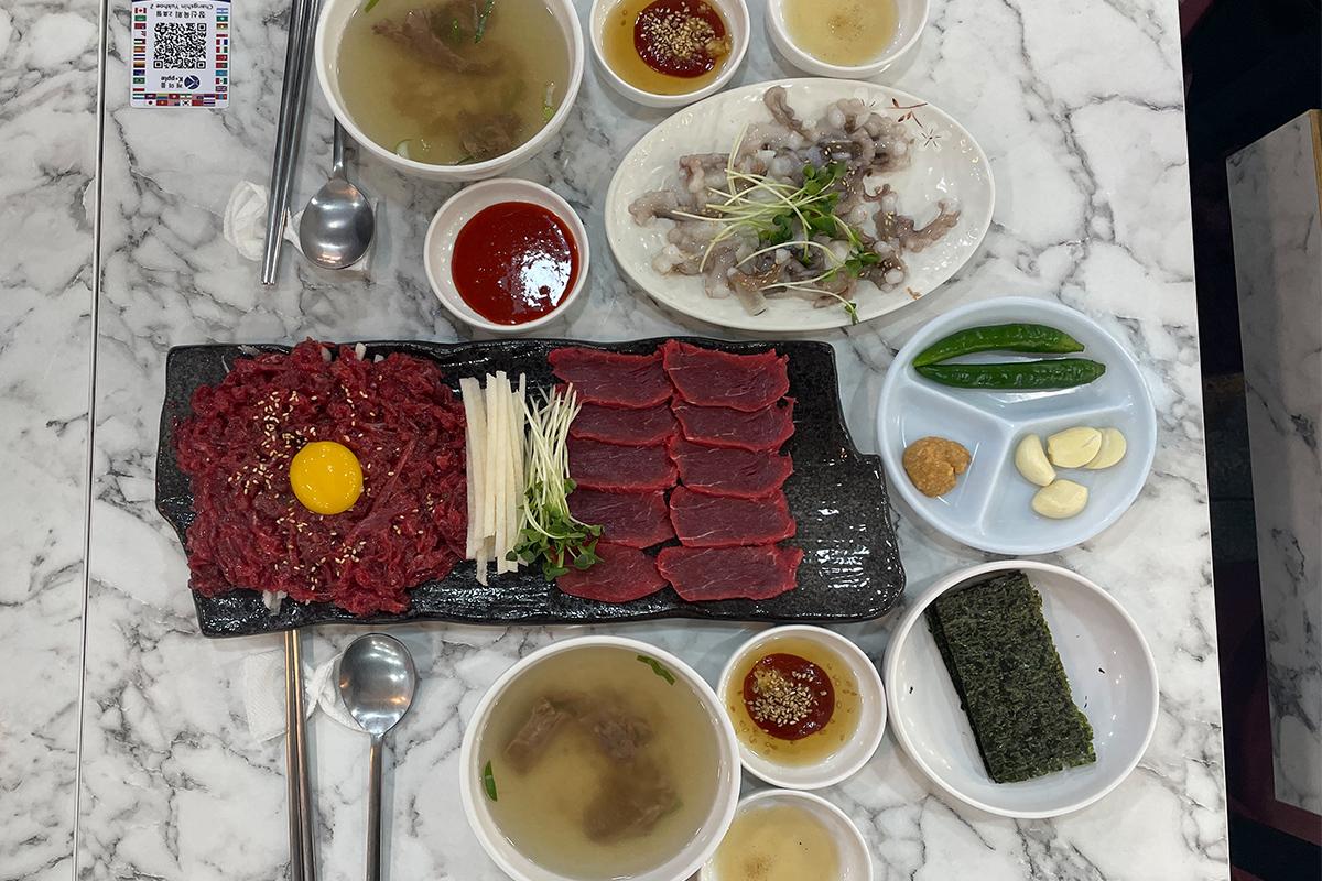 廣藏市場 昌信生拌牛肉 生牛肉 生牛肉刺身 活章魚