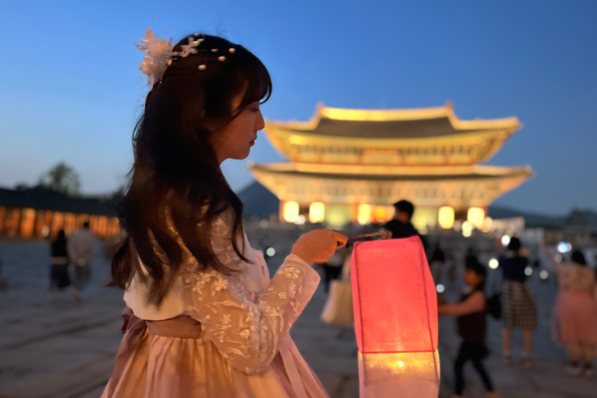 Buối tối thì chơi gì ở Seoul, Hàn Quốc, gyeongbokgung mở cửa ban đêm