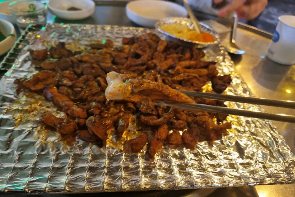 韓国旅行 ソウル 弘大 弘大カフェ トンジュヌンナムジャ 松鶏屋 狎鴎亭 943KING'S CROSS オンダルチッ ハリーポッターカフェ