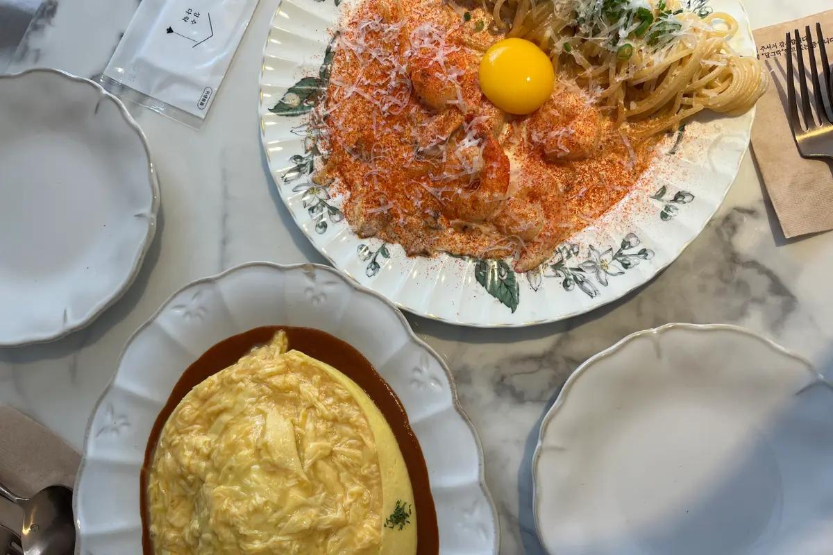 Restaurantes de Seongsu populares en las redes sociales