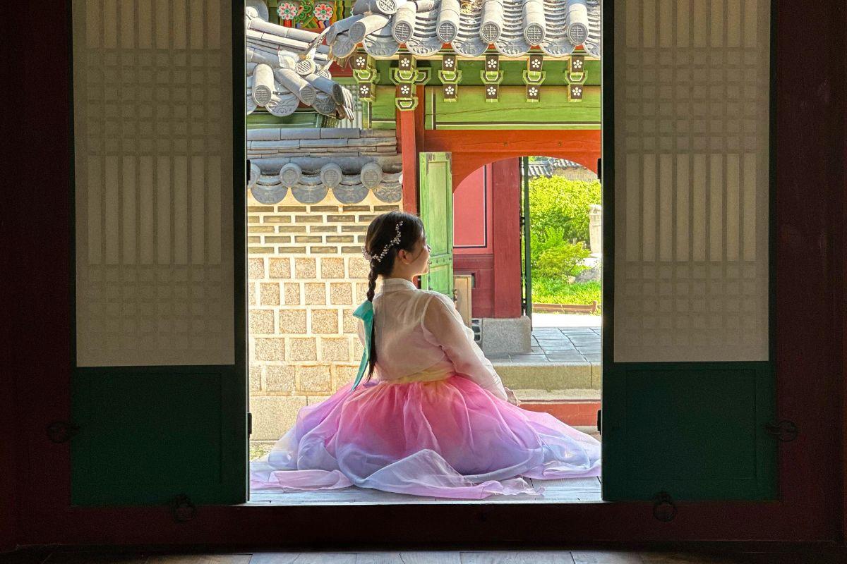 韓国旅行 ソウル ソウル旅行 漢江ウォーターアクティビティ 汝矣島イーランドクルーズ 漢江ヨット体験 漢江ツアークルーズ 漢江カヤック体験 ソウルロッテワールド 釜山ロッテワールド エバーランド ソウルランド カリビアンベイ THE HYUNDAI Seoul 青瓦台夜間観覧 青瓦台 昌慶宮 景福宮 公主韓服 韓服男 Hanboknam WATERBOMB BTS FESTA 南山タワー セビッソム ソウル市庁 東大門DDP ワールドカップ大橋 聖水洞 ポップアップストア K-pop 韓国アクティビティ